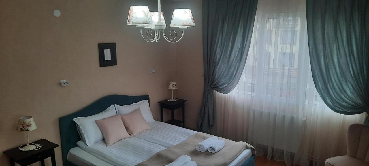 בנסקו Infinity Boutique Apartments מראה חיצוני תמונה
