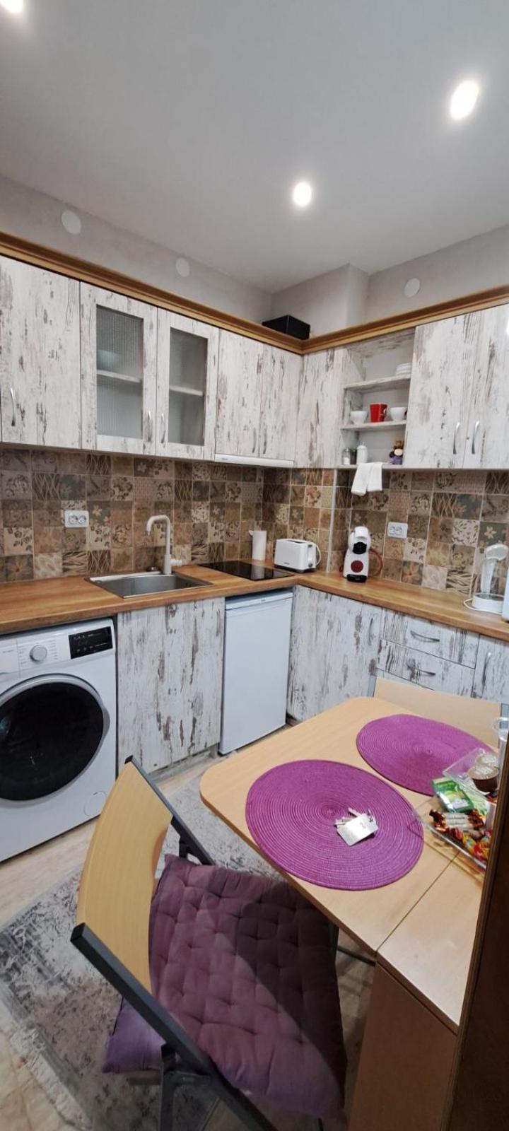 בנסקו Infinity Boutique Apartments מראה חיצוני תמונה